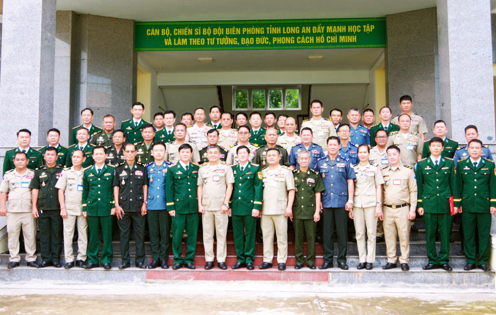 Hợp tác giữ gìn an toàn, an ninh, trật tự khu vực biên giới