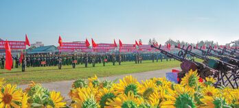 Phát huy truyền thống anh hùng