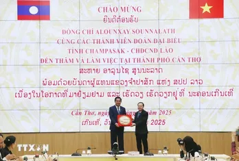Thúc đẩy hợp tác kinh tế giữa thành phố Cần Thơ và tỉnh Champasak của Lào