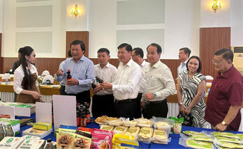 Strengthening cooperation and development of Industry and Trade sector
