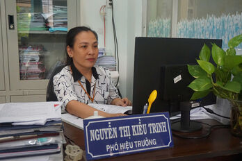Giỏi việc nước, đảm việc nhà
