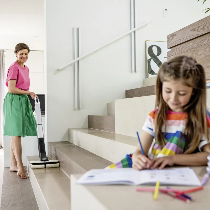 Máy lau nhà có gì ưu việt hơn so với cây lau nhà truyền thống?