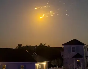 Tàu vũ trụ Starship của SpaceX nổ tung trên không