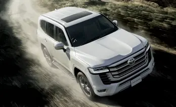 Toyota Land Cruiser 300 có bản nâng cấp nhưng không dễ để sở hữu