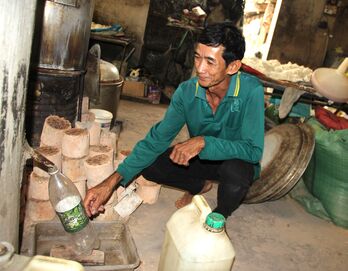 Giữ nghề nấu rượu truyền thống