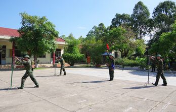 Quyết thắng trên thao trường tháng tư