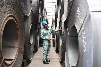 Mỹ áp thuế chống bán phá giá sơ bộ 40-88% với thép mạ Việt Nam