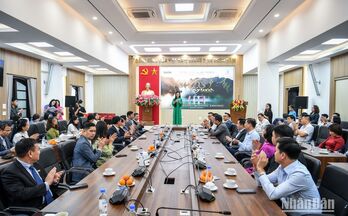 Báo Nhân Dân ra mắt video âm nhạc 'Victory - Bond in Vietnam'