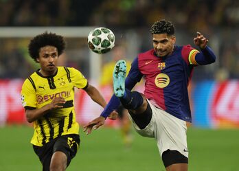 Barca lần đầu vào bán kết Champions League từ khi Messi ra đi