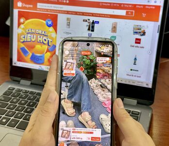 'Săn sale' tiết kiệm chi tiêu
