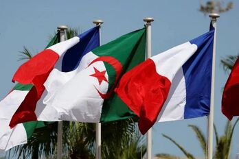 Căng thẳng leo thang, Pháp trục xuất 12 nhân viên ngoại giao Algeria