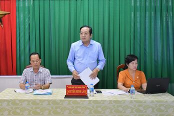 Phó Chủ tịch UBND tỉnh - Nguyễn Minh Lâm tiếp công dân