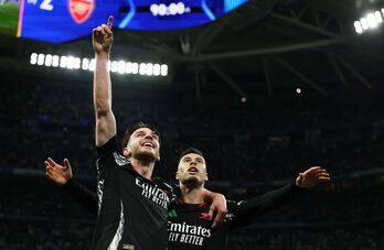 Xác định hai cặp bán kết Champions League
