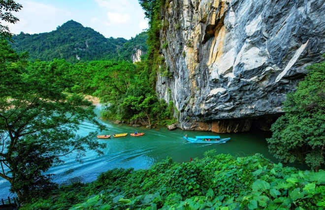 Top 10 thành phố và Top 5 khu vực hiếu khách nhất Việt Nam năm 2025