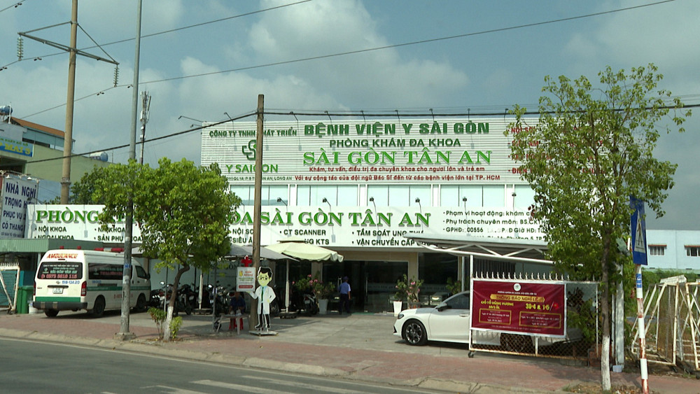 Phòng khám đa khoa Sài Gòn Tân An đang thực hiện khám chữa bệnh miễn phí, mỗi suất trị giá khoảng 1 triệu đồng 