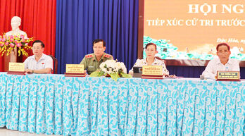 Đức Hòa: Cử tri kiến nghị về việc dạy thêm, học thêm, bạo lực học đường