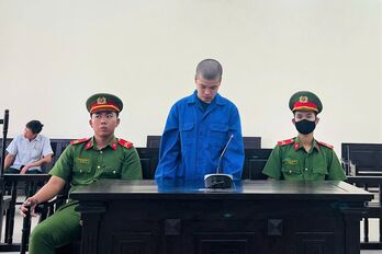 Lên mạng tìm bạn gái tâm sự, người đàn ông bị đối tượng giả gái lừa đảo