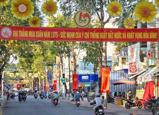 50 năm giải phóng Long An - Những dấu ấn không quên: Khúc ca khải hoàn trên mảnh đất trung dũng, kiên cường (Bài cuối) 50 năm giải phóng Long An - Những dấu ấn không quên: Khúc ca khải hoàn trên mảnh đất trung dũng, kiên cường (Bài cuối)
