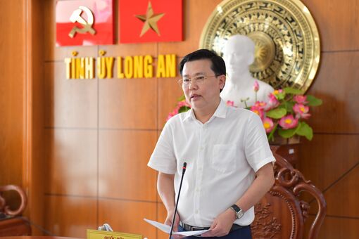 Đoàn đại biểu Quốc hội  tỉnh tiếp xúc chuyên đề với lãnh đạo UBND tỉnh, các sở, ngành trước Kỳ họp thứ 9