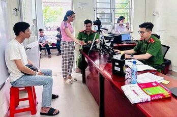 Long An duy trì cấp Căn cước và định danh điện tử trong dịp Lễ 30/4 và 01/5