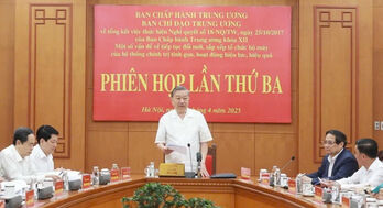 Tinh gọn bộ máy: Những nhiệm vụ trọng tâm trong tháng Năm