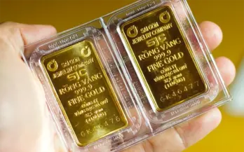 Giá vàng hôm nay 02/5: Trong nước đắt hơn thế giới 19 triệu đồng