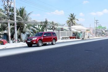 Phân luồng giao thông phục vụ thi công cầu Rạch Tràm