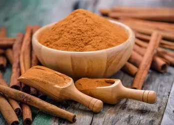 Loại gia vị quen thuộc trong bếp gây tăng nguy cơ tương tác thuốc