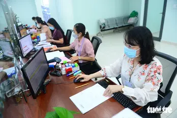 Bỏ cấp huyện: Viên chức trong đơn vị sự nghiệp công lập có được hưởng chế độ nghỉ hưu trước tuổi?