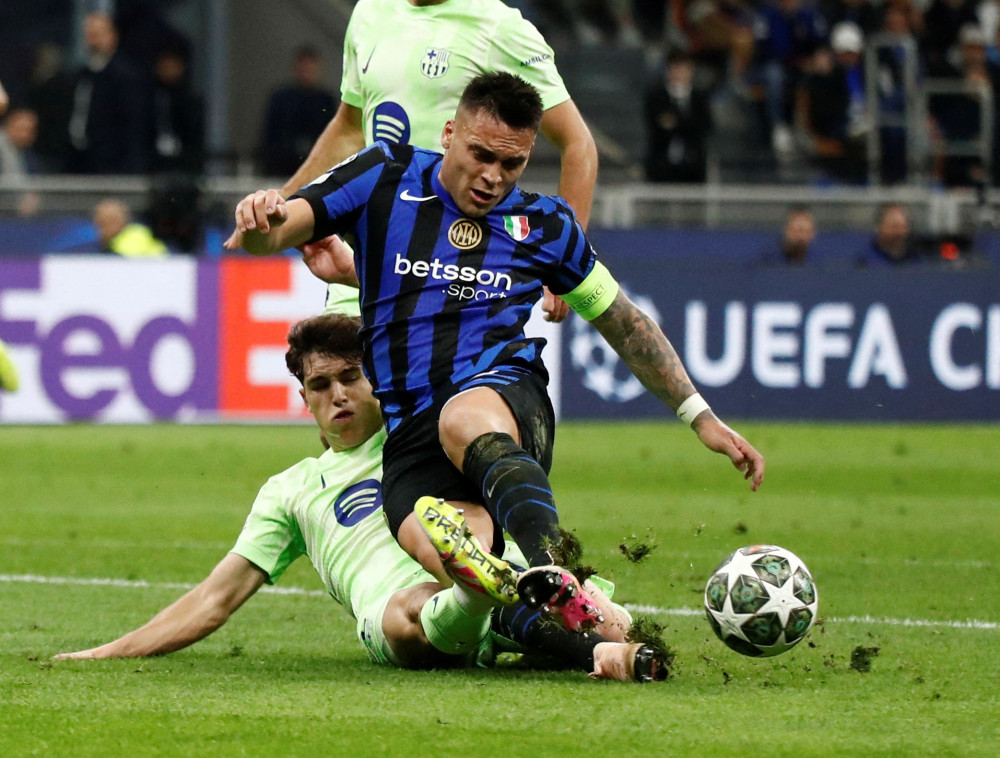 Inter Milan vào chung kết Champions League sau 120 phút kịch chiến với Barca