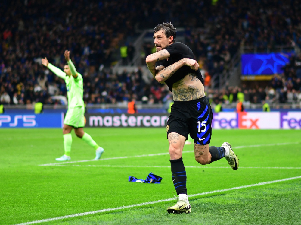 Inter Milan vào chung kết Champions League sau 120 phút kịch chiến với Barca