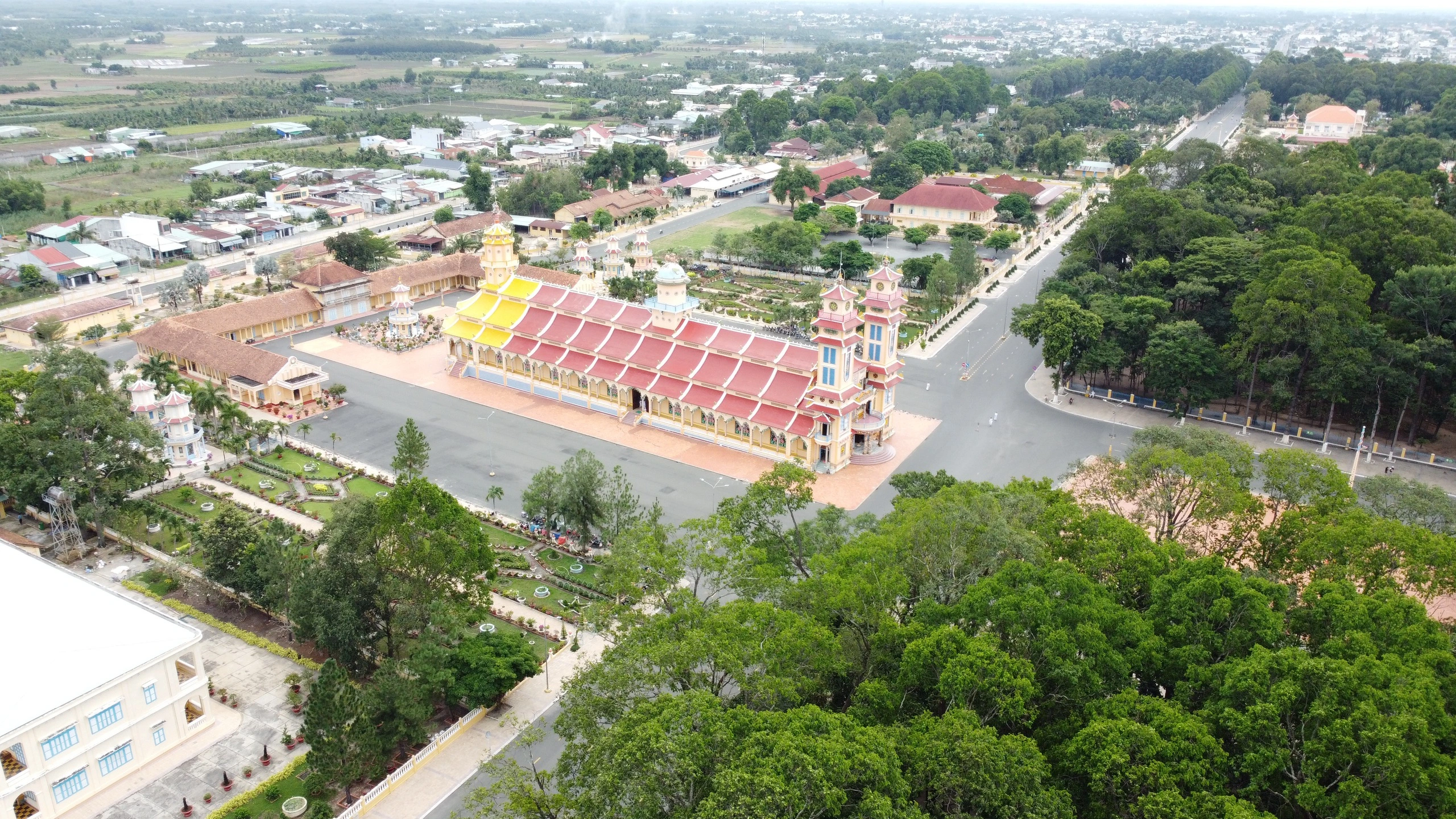Tây Ninh - Vùng biên mở lối: Giao hòa văn hóa tín ngưỡng