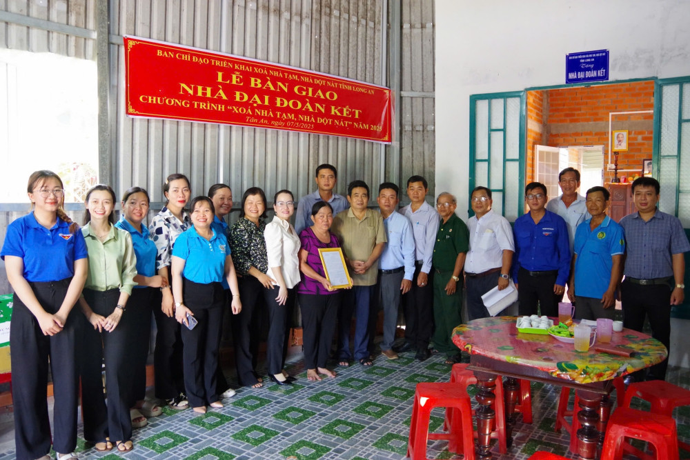 Xây mái ấm, dựng niềm tin