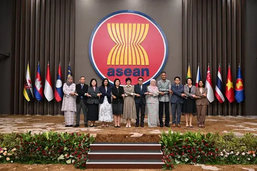Vietnam actively promotes ASEAN integration initiatives