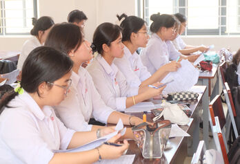 Nỗ lực hơn sau kỳ thi thử tốt nghiệp THPT 2025