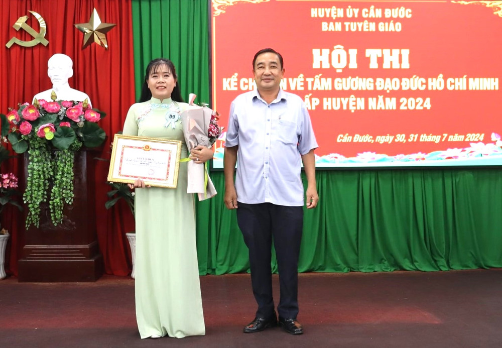 Cần Đước: Học và làm theo Bác - Nền tảng vững chắc trong xây dựng và phát triển