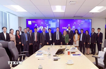 Vietnam, US promote cooperation in AI, semiconductor