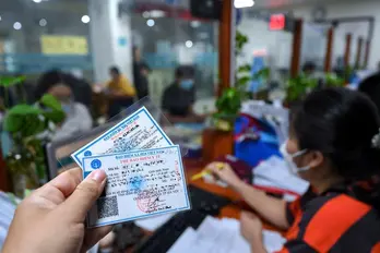 Người dân cần lưu ý gì khi tham gia BHXH tự nguyện và BHYT hộ gia đình?