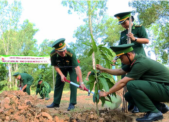 Bộ đội Biên phòng tỉnh Long An phát động 'Trồng cây đời đời nhớ ơn Bác
Hồ' năm 2025