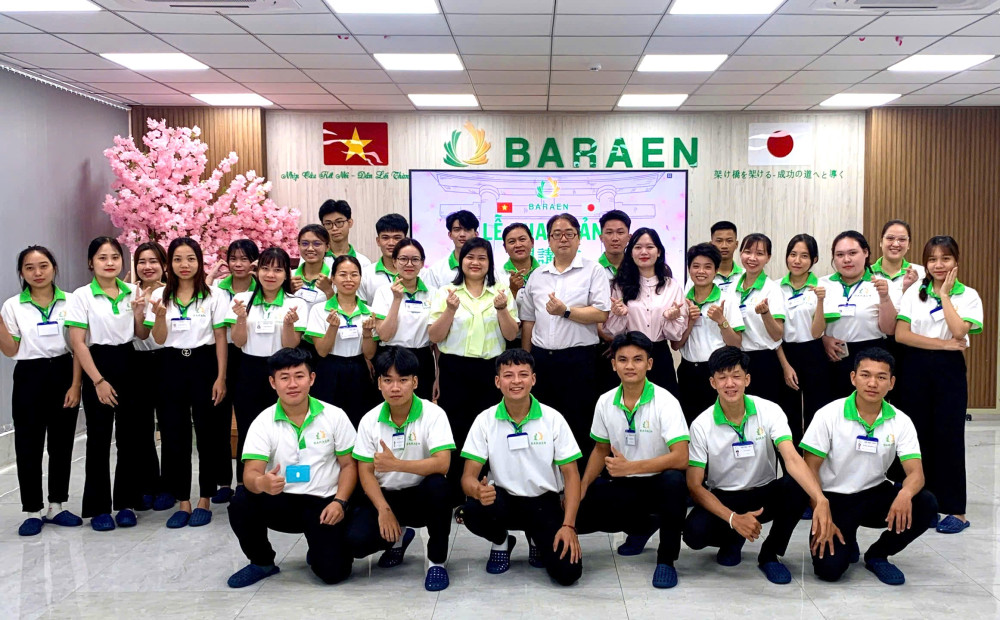 Tìm kiếm cơ hội việc làm ổn định ở nước ngoài