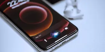 Apple sắp cho Siri 'về vườn' sau hơn một thập kỷ?