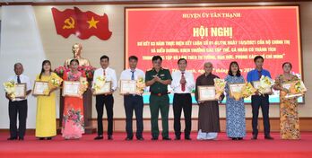 Người truyền cảm hứng khởi nghiệp cho thanh niên