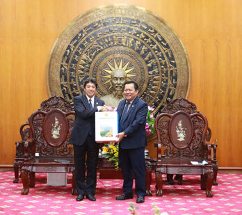 Vice Chairman of Long An Provincial People's Committee - Huynh Van Son works with Japanese Business Association in Ho Chi Minh City