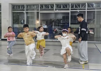 Sân chơi sẵn sàng - Hè không nhàm chán