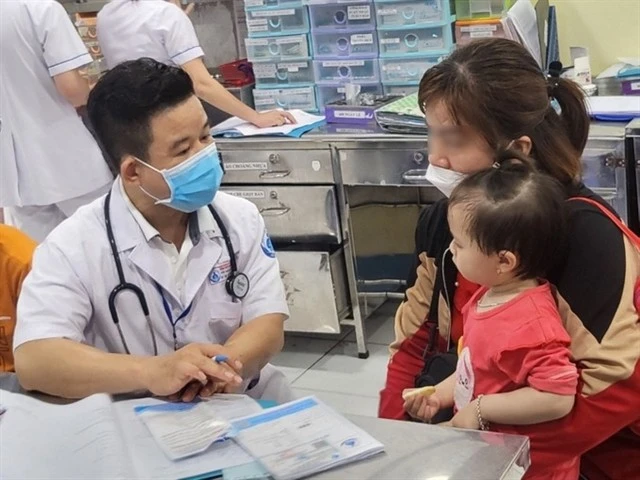 HCM City faces surge in hand-foot-mouth disease cases