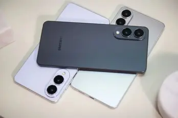 Điểm yếu cố hữu trên smartphone Apple và Samsung
