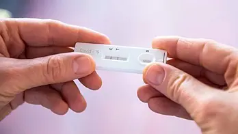 Việt Nam có thể tái sản xuất thuốc điều trị COVID-19