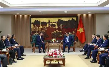 Prime Minister suggests raising Vietnam – Oman Investment Fund’s scale to 1 billion USD