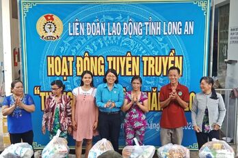 Đẩy mạnh truyền thông trong công nhân