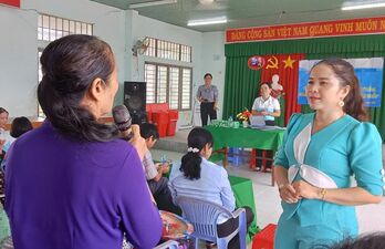 Những người sống vì mọi người